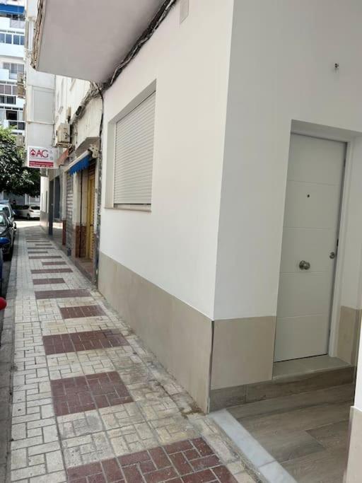 Estudio Carretera Cadiz Малага Экстерьер фото